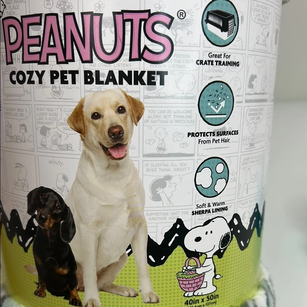 Peanuts Snoopy Pet Blanket 40”x50” soft and cozy cute Easter design NWT!